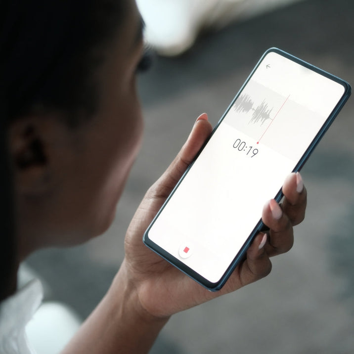 Registratore vocale iPhone: la guida 2026