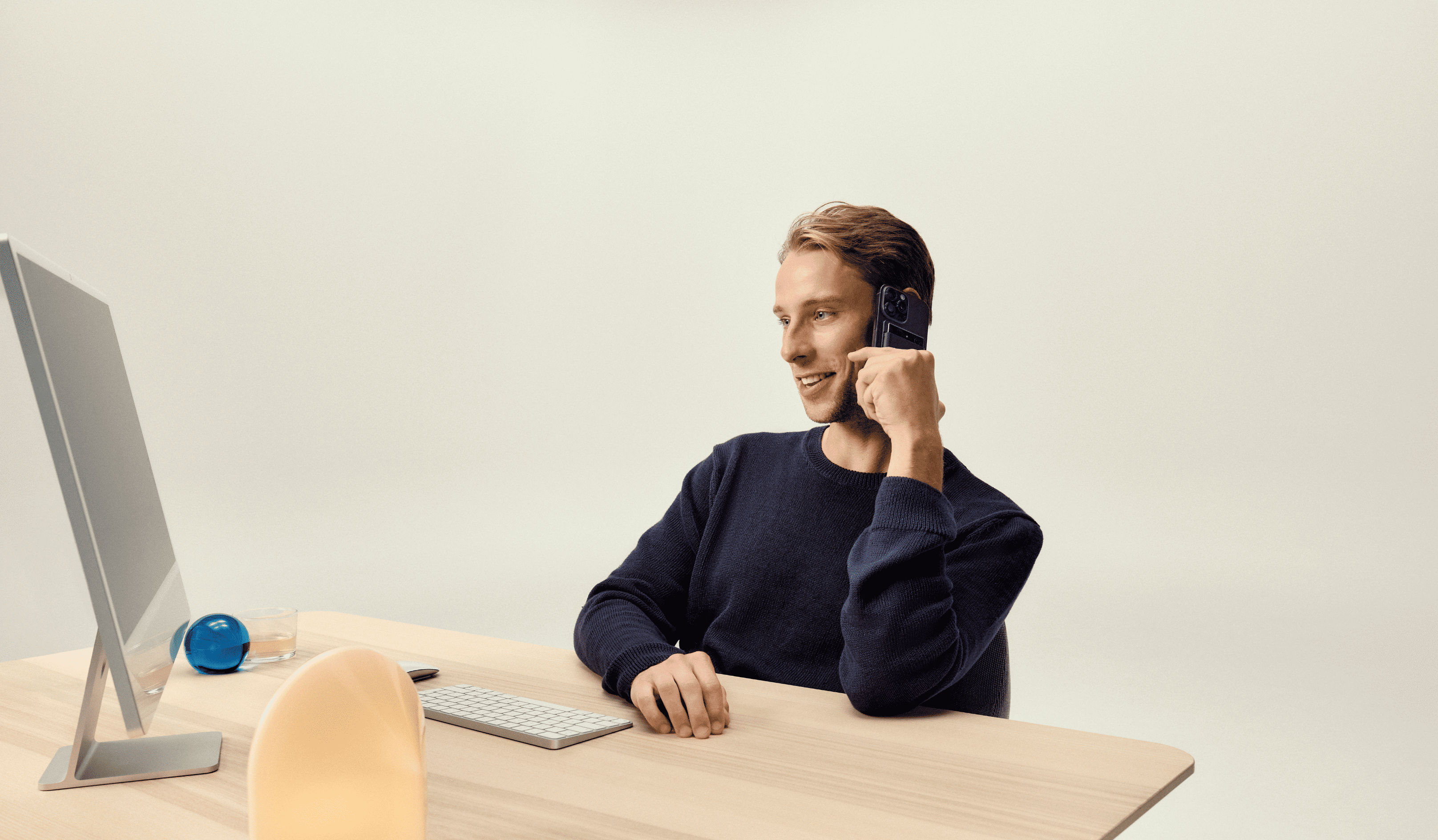 registrare-telefonate-ai KI-Diktiergerät zum Aufzeichnen von Telefonaten und Umwandeln in Notizen